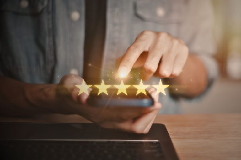 Customer-Engagement-with-Salesforce_Image.